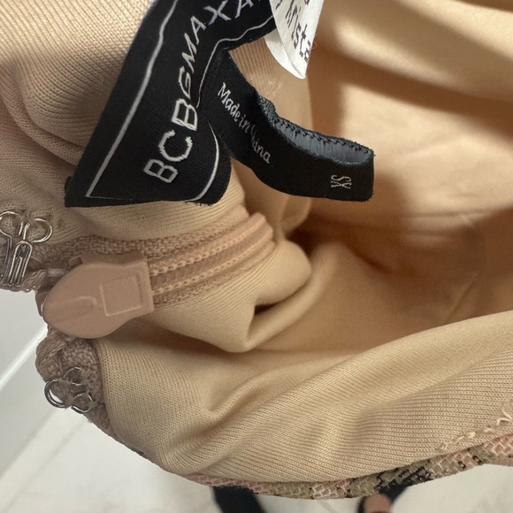 BCBGMAXAZRIA One Sleeve Asymmetrical Ruffle Hem Pink Midi Evening Dress, Size XS - Picture 7 of 7